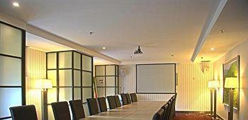 Zhengzhou Yujia Hotel Cultural Road Екстериор снимка