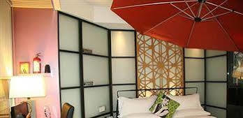 Zhengzhou Yujia Hotel Cultural Road Екстериор снимка